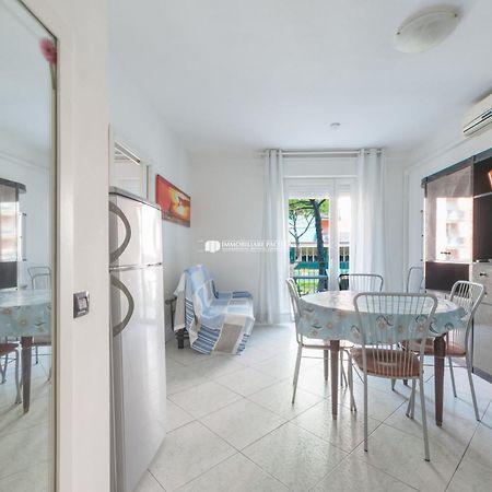 Residence Puerto Del Sol Immobiliare Pacella ليدو دي يسولو المظهر الخارجي الصورة