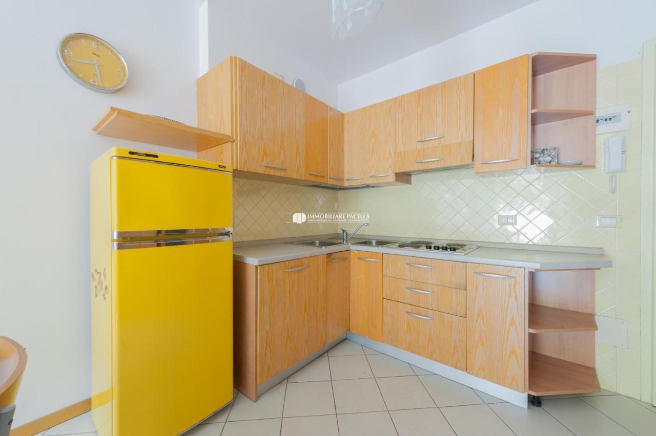 Residence Puerto Del Sol Immobiliare Pacella ليدو دي يسولو المظهر الخارجي الصورة